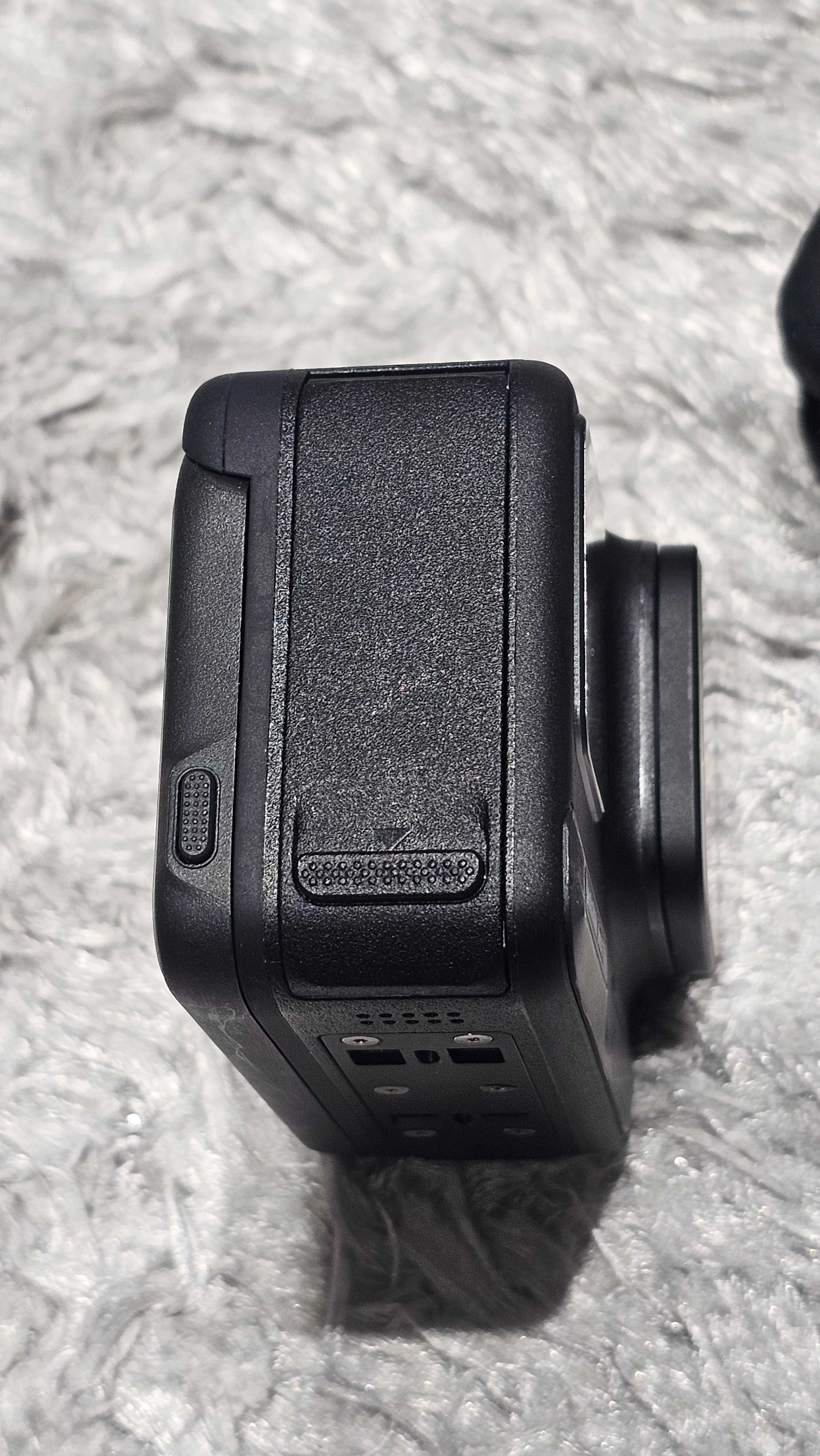 Insta360 Ace Pro 8K e 48 MP