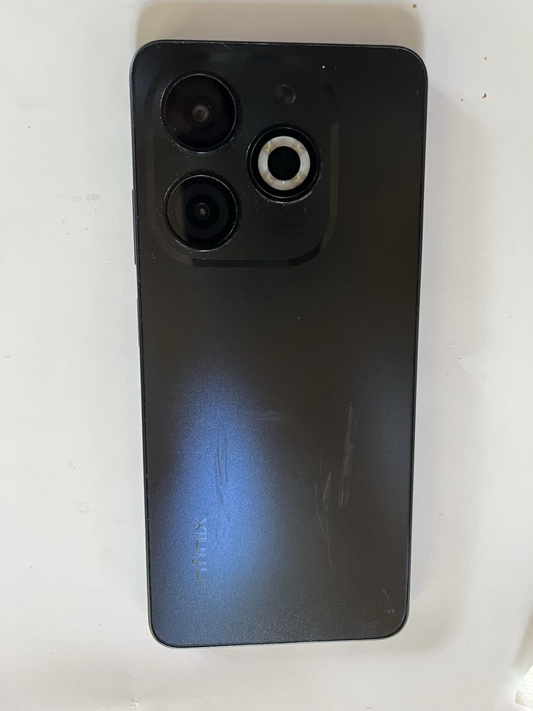 Telefon infinix smart 8