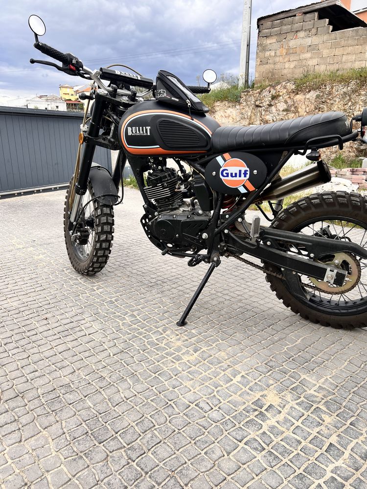 Bullit hero Gulf edition
