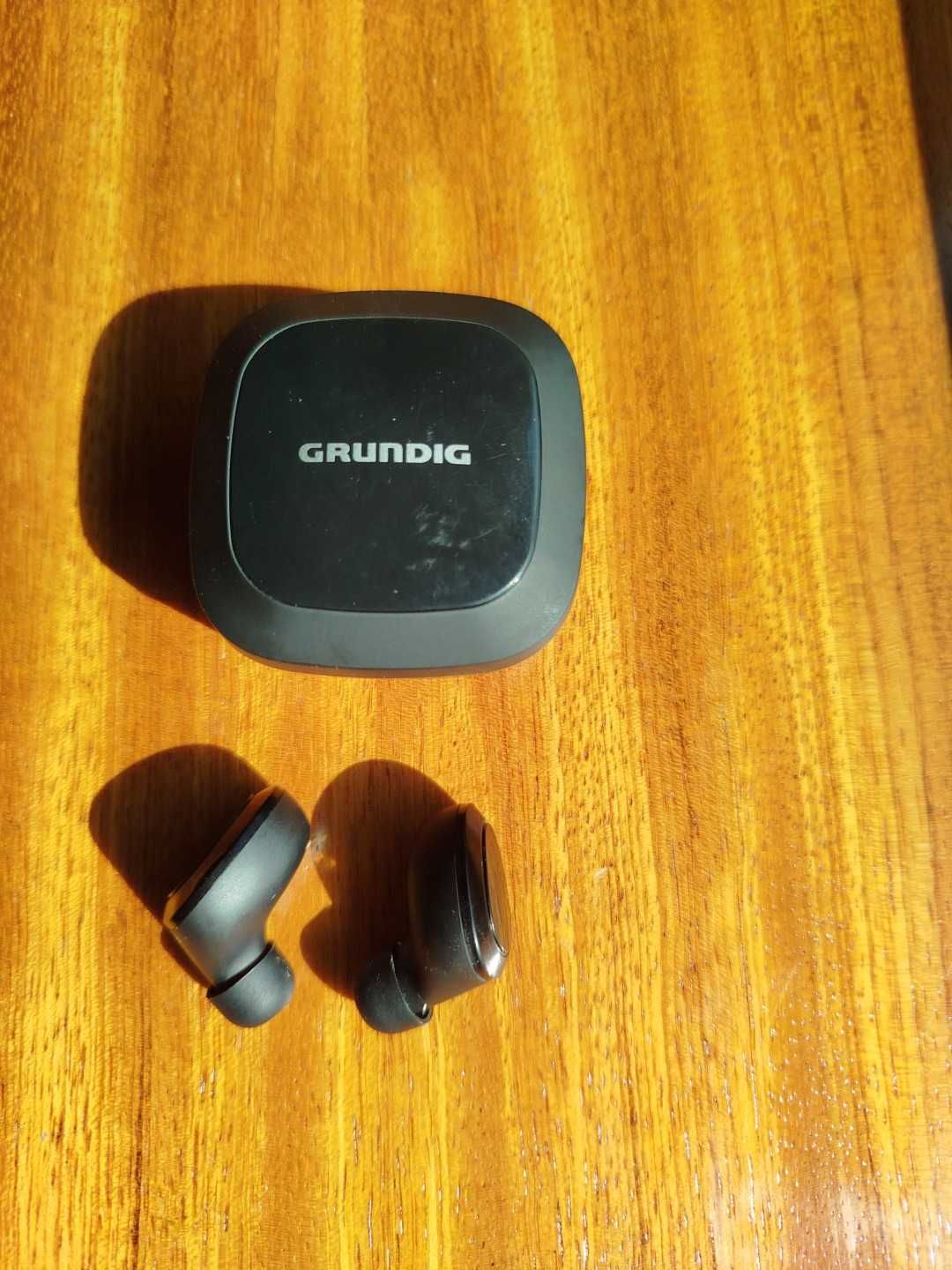 earbuds grundig pouco uso
