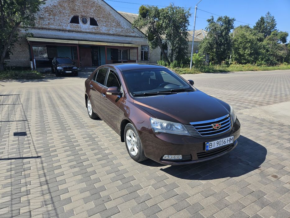 Автомобіль Geely Emgrand ec7