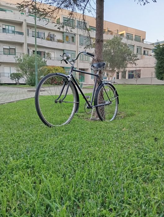 Bicicleta pasteleira +/-70 ano restaurada LER DESCRIÇÃO