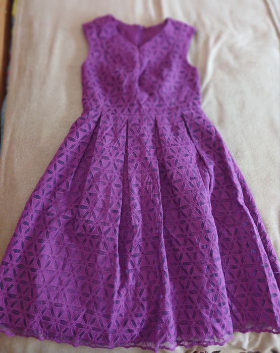 Сукня мереживна нова, розмір 48 L