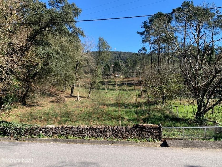 Terreno com PIP aprovado em Orbacém