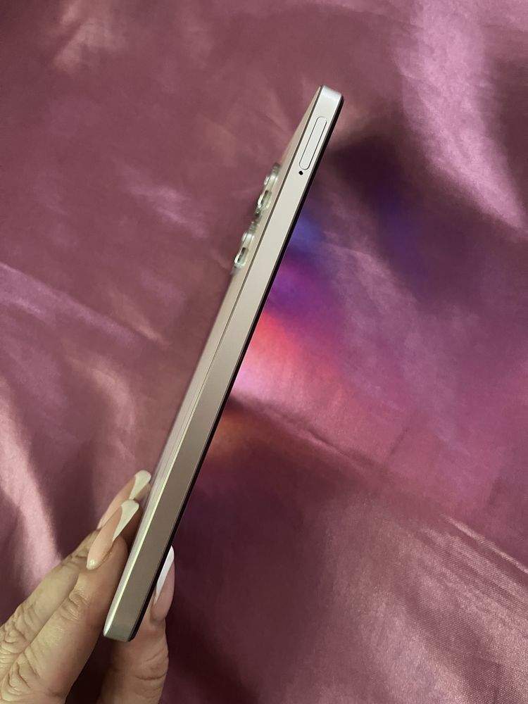 Продам смартфон Realme c55 256gb