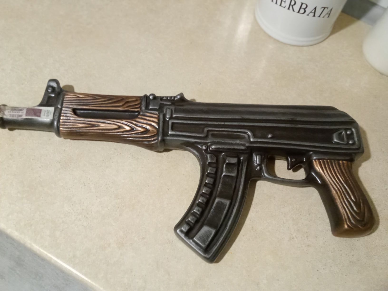 Ceramiczna  butelka AK 47