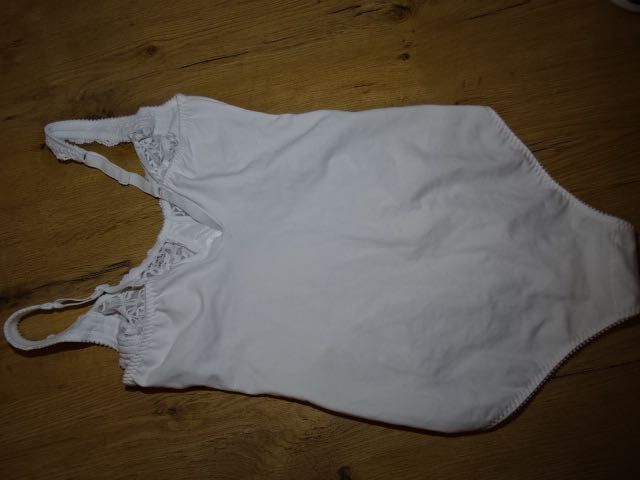 Lovable body korygujące nowe białe 80 B
