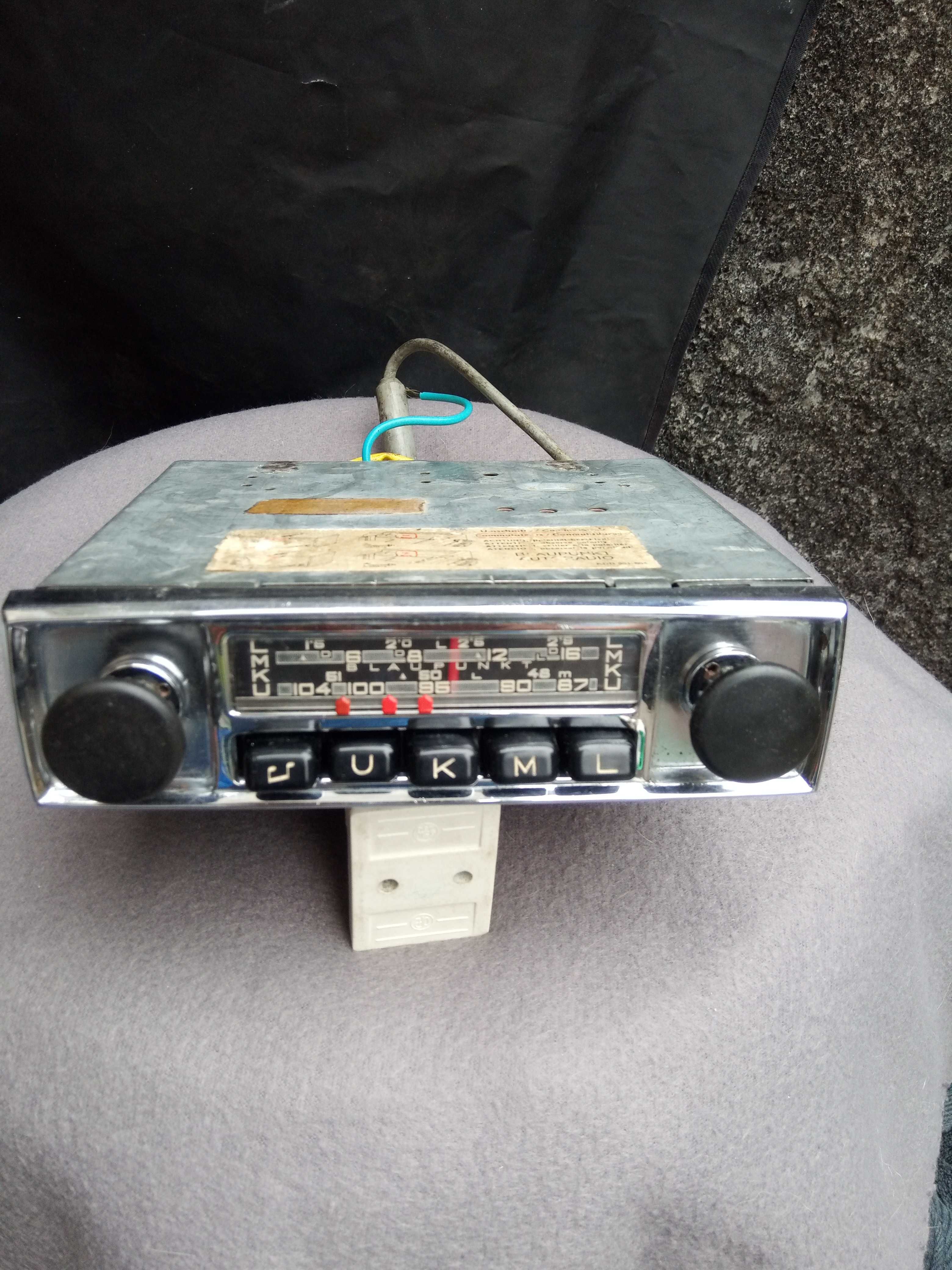 Auto rádio antigo com FM de 6V e 12v ideal para carocha