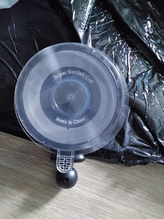 Uniwersalny uchwyt na telefon