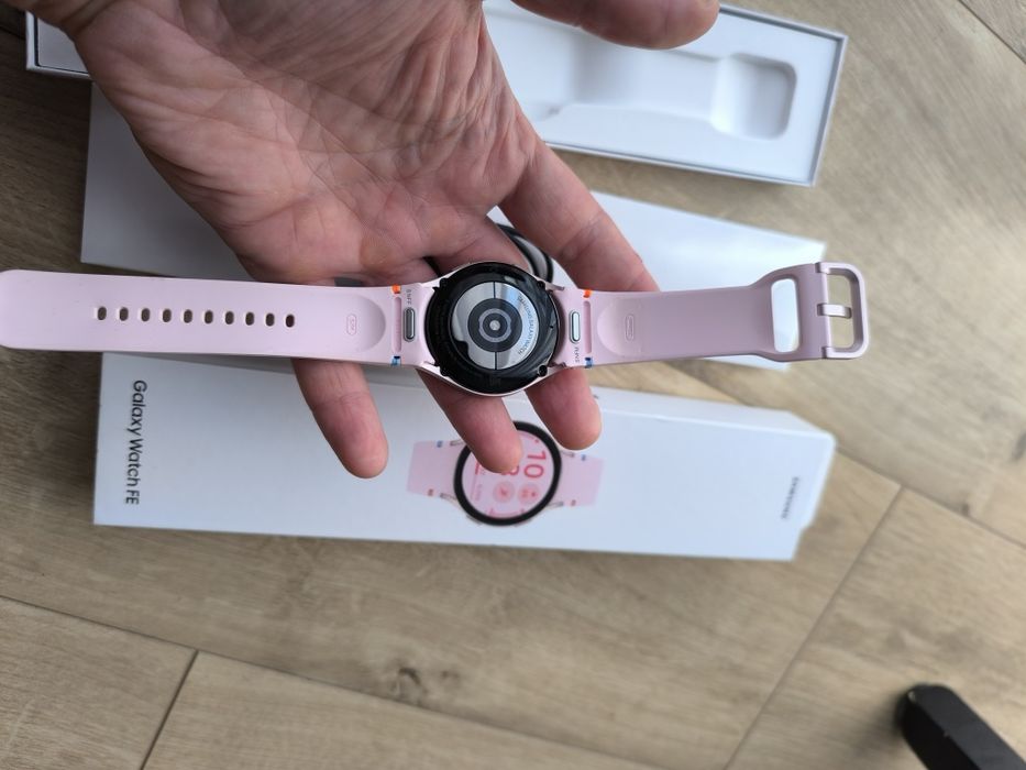 Nowy smartwatch Samsung Galaxy FE 40mm