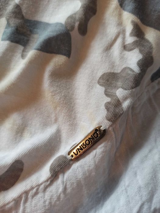 letnia sukienka ze wzorem moro UNISONO