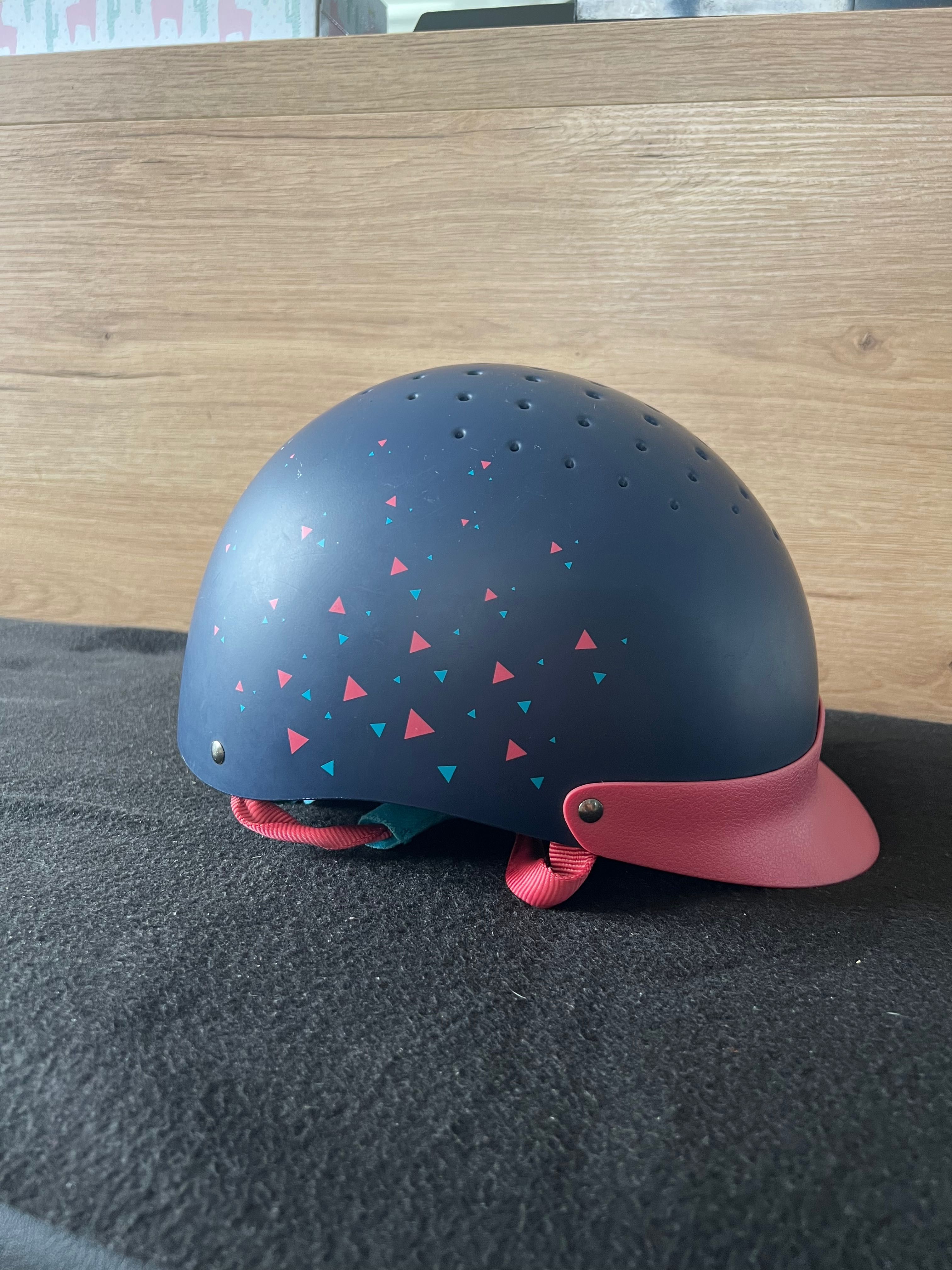 Kask jeździecki 52-55 cm Decathlon Fouganza