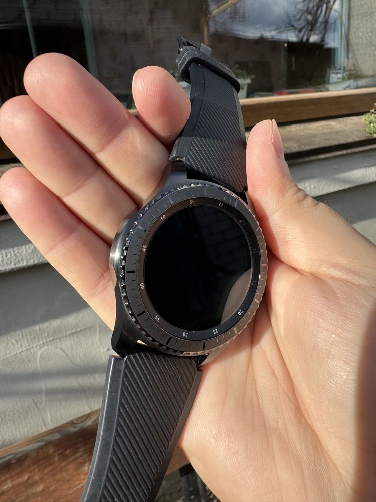 Смарт-годинник Samsung Gear S3 Frontier