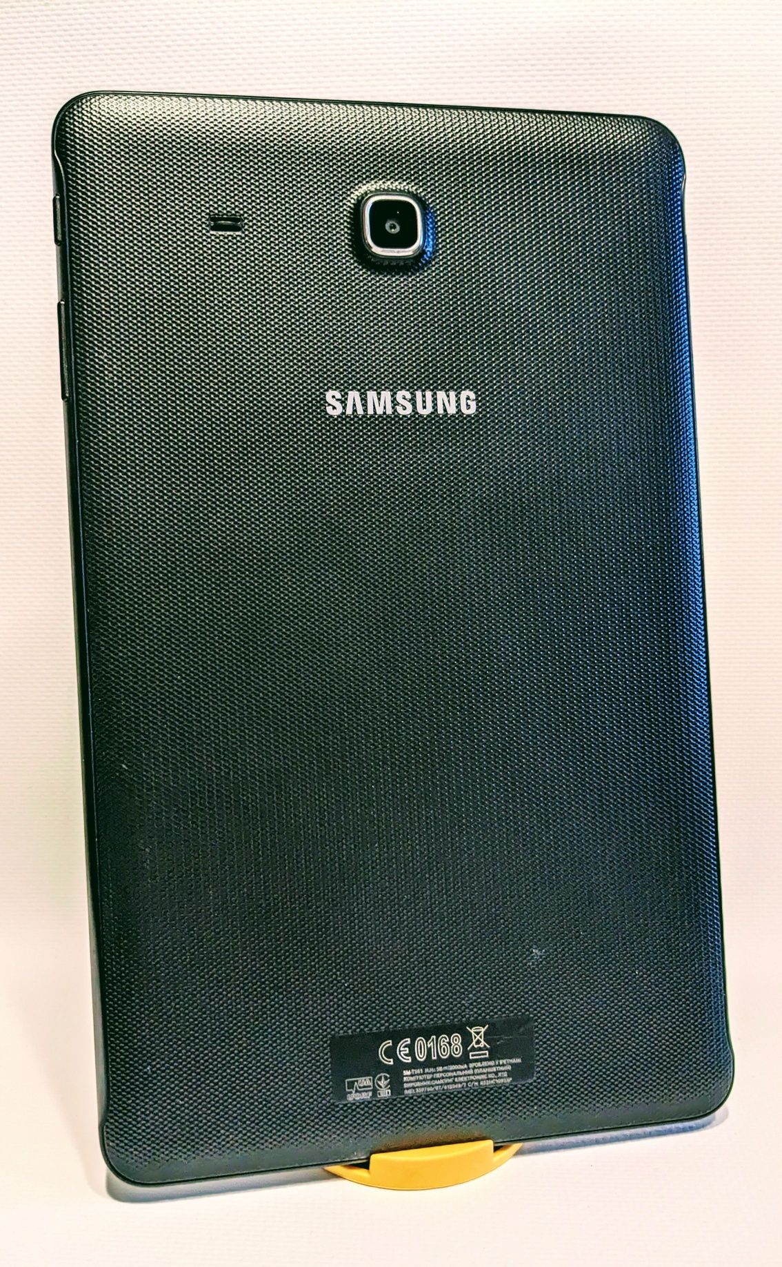 Планшет Samsung SM T561. 3G. 10 дюймів.