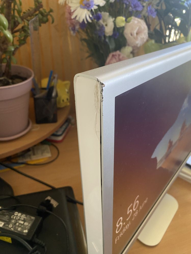 Монітор Apple діагональ 20