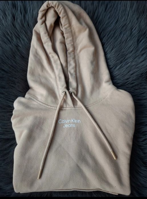 Beżowa bluza Calvin Klein