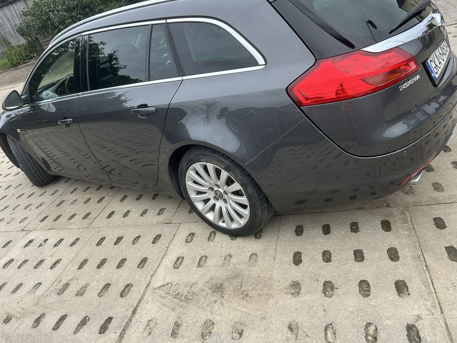 Sprzedam samochód Opel Insignia Sports Tourer