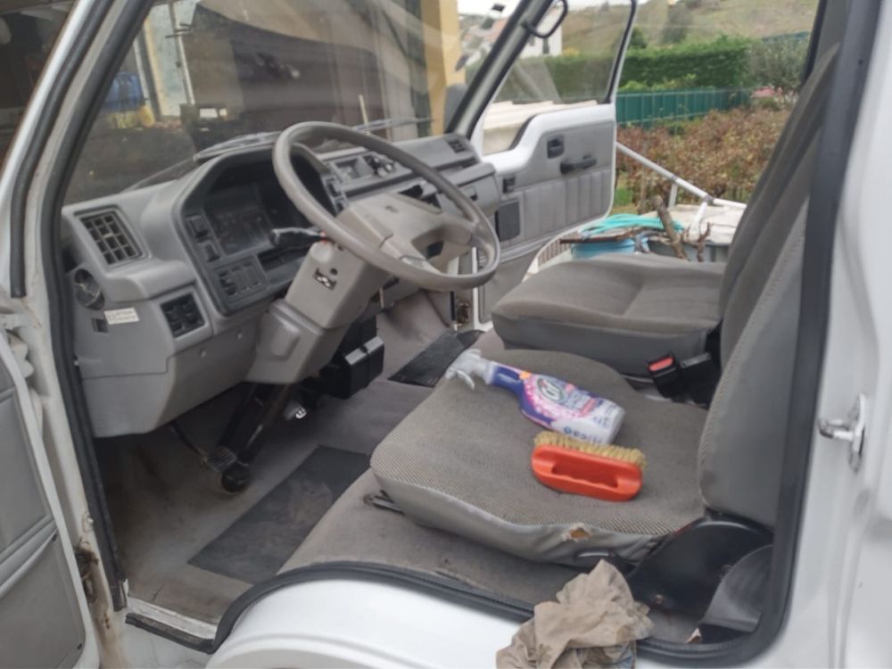 Carrinha Isuzo Midi