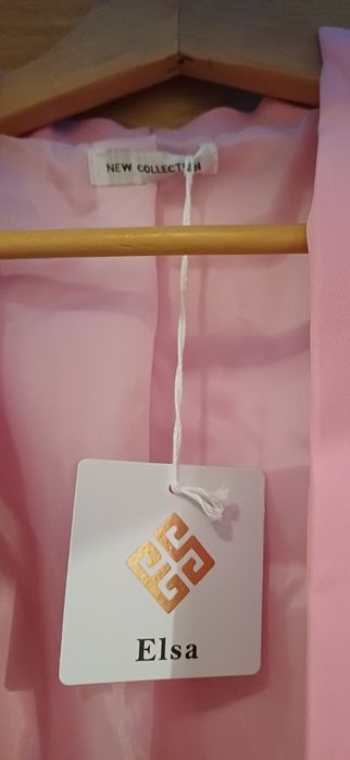 Żakiet, rękaw 3/4 marszczony, produkcji Włoskiej