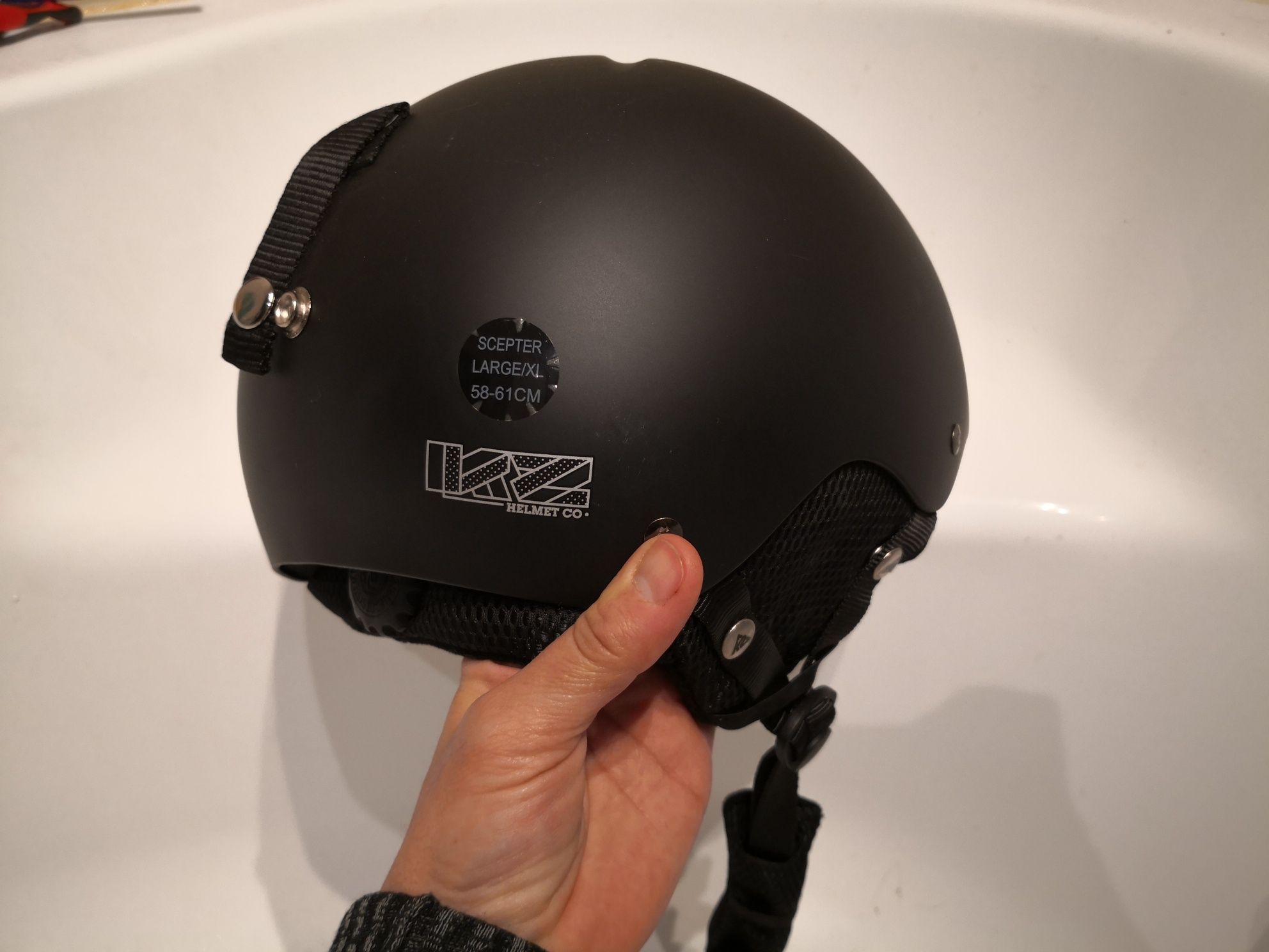 Kask narciarski czarny K2 Scepter