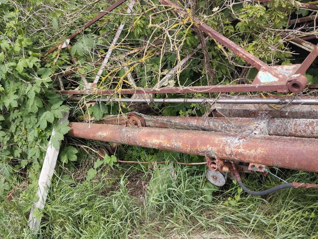 Жатка на свал продам