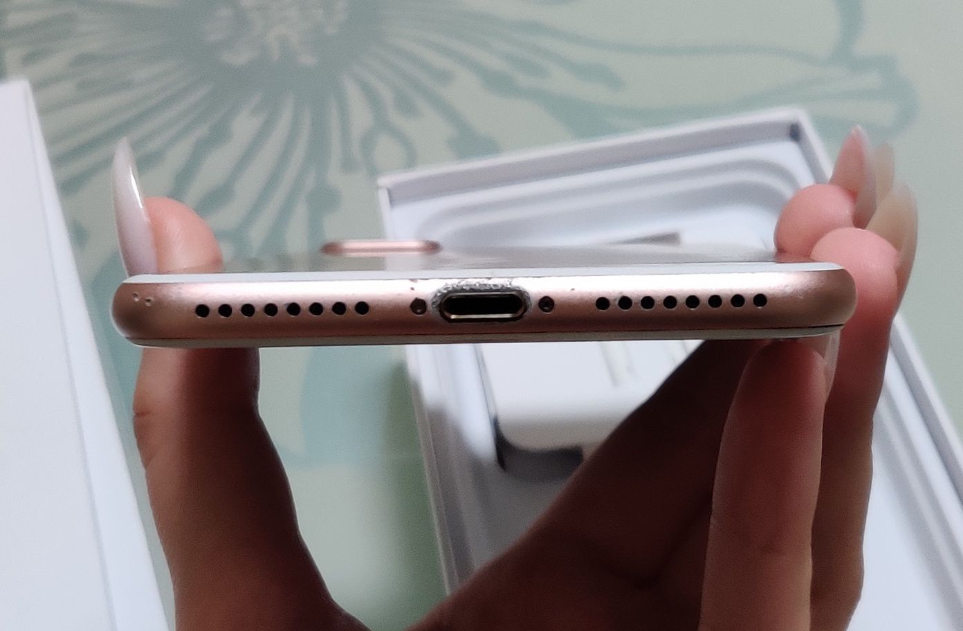 Продам iPhone 7+/Plus 32 Gb Rose Gold