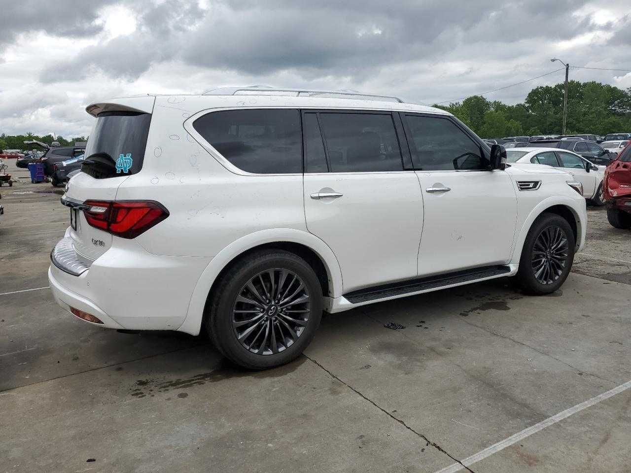 2022 Infiniti QX80 Luxe