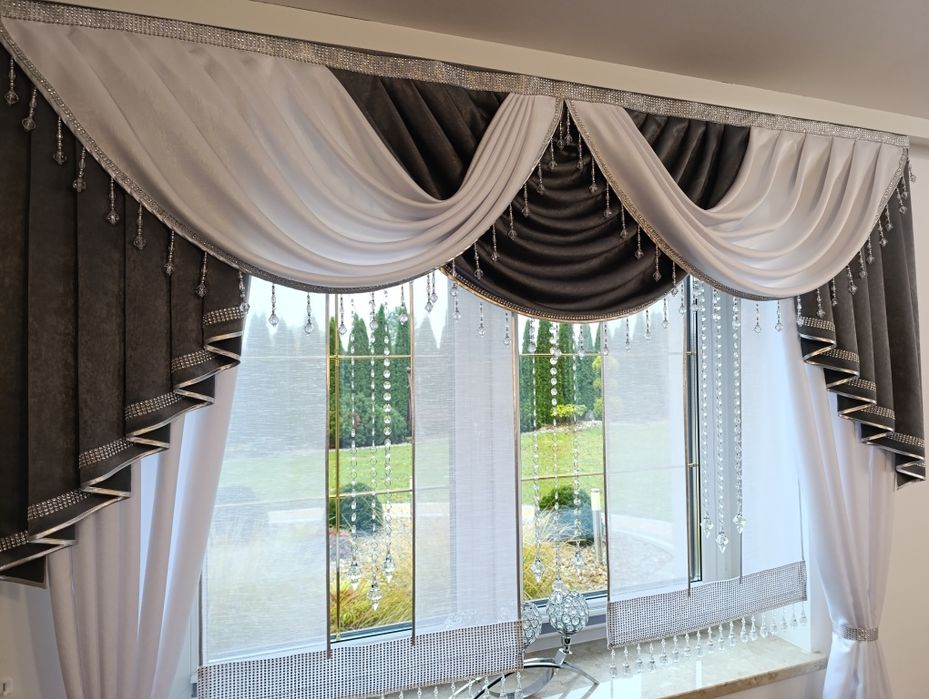 Firany panele. Komplet zasłony i lambrekin INESS Glamour koraliki. HIT