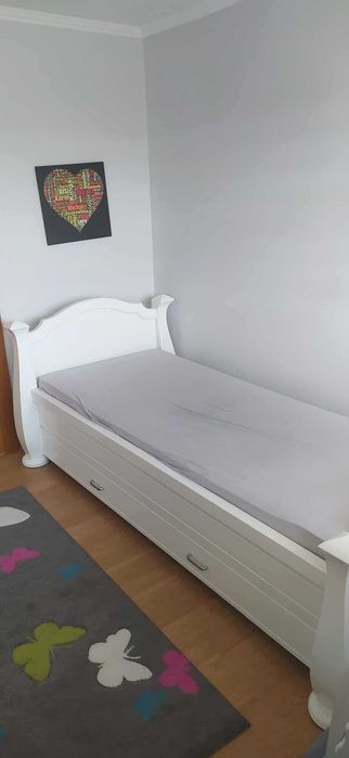 Sprzedam łóżko – używane, w dobrym stanie