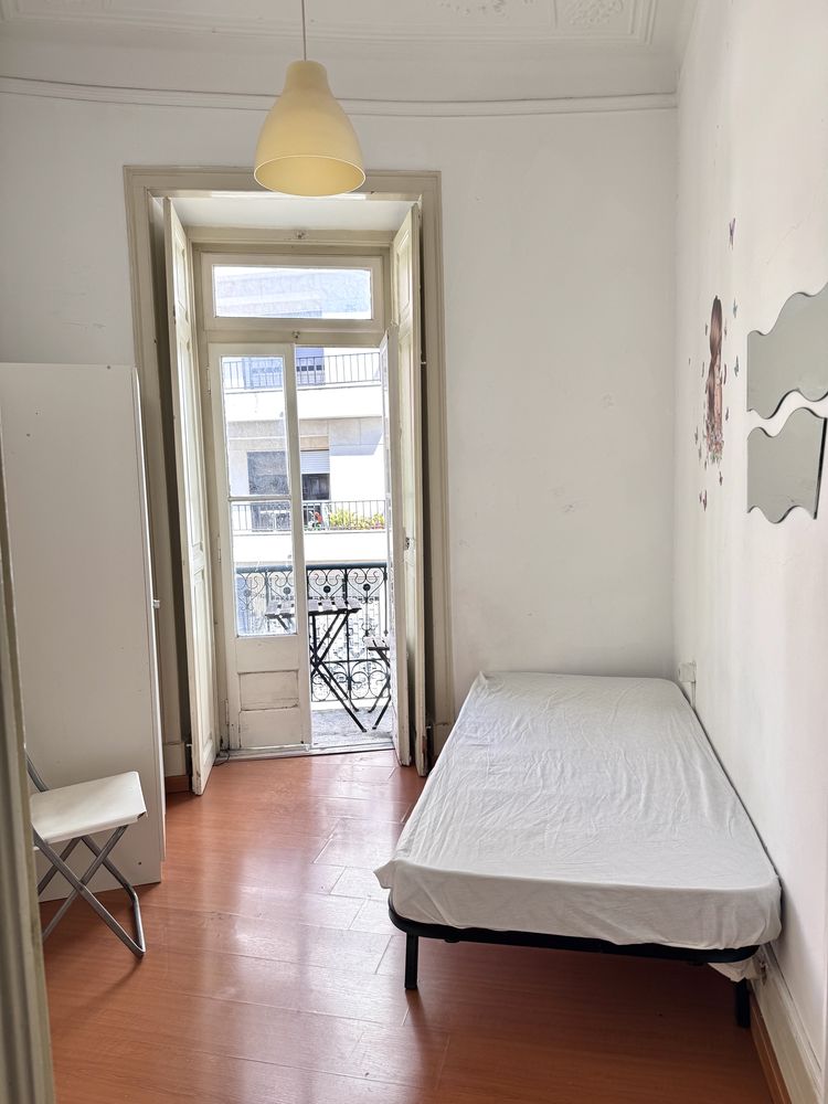 Arrenda-se Apartamento T3+1, em Anjos, Lisboa