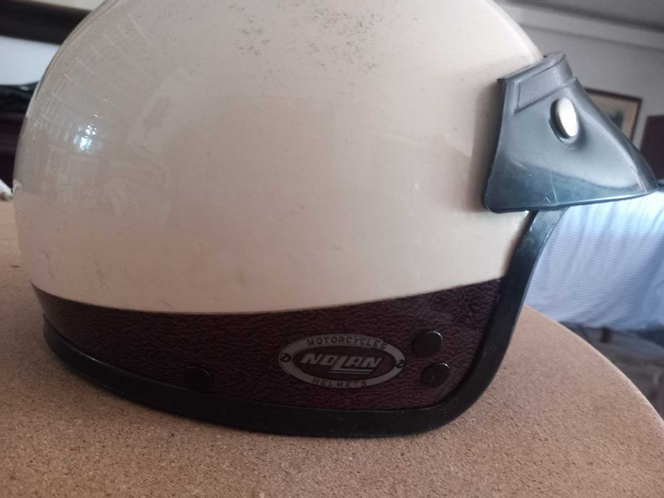 Capacete da marca NOLAN