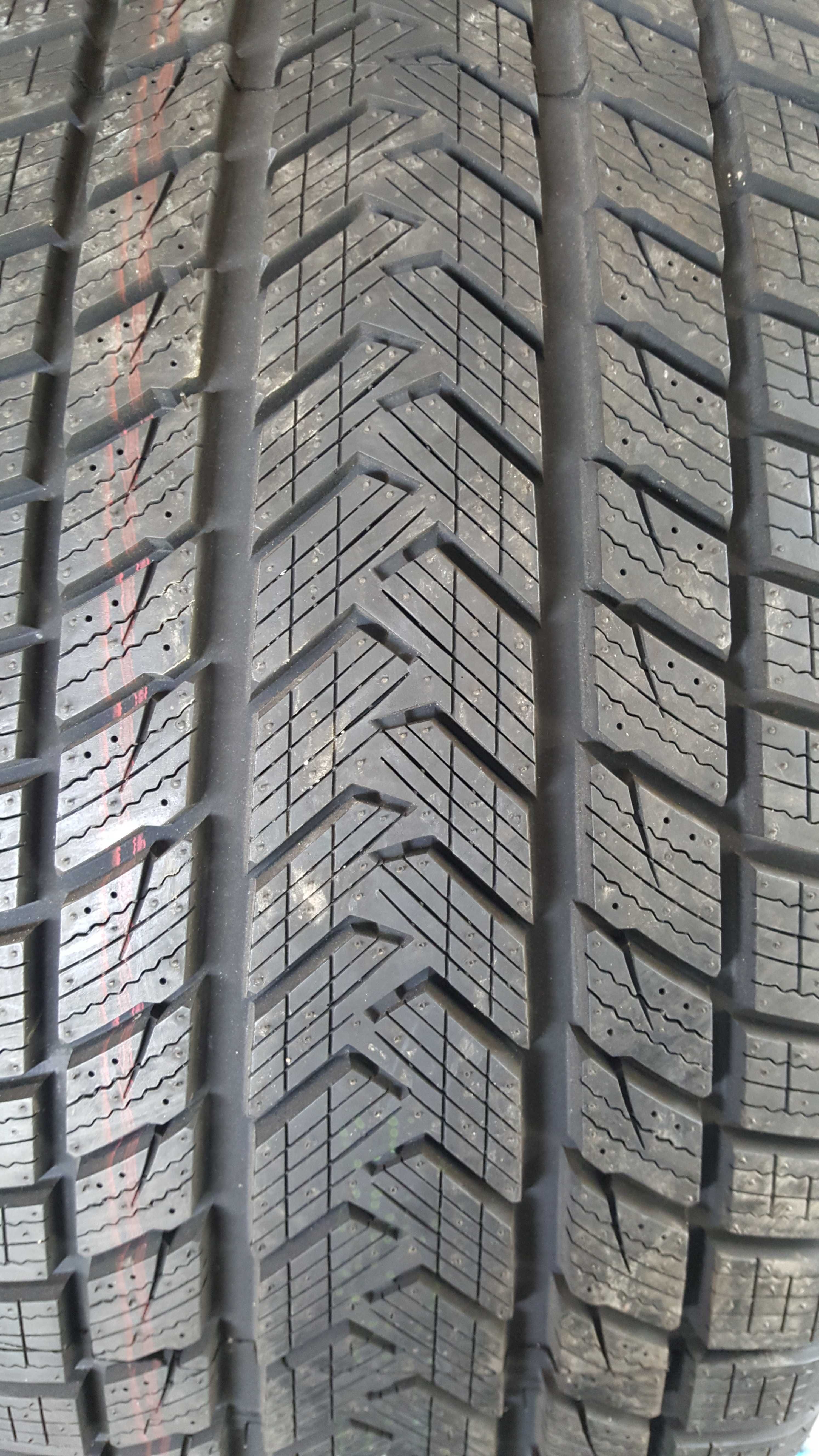 NOWA! Gripmax 265/40 r22 XL 106V Status Pro Winter wysyłka GRATIS