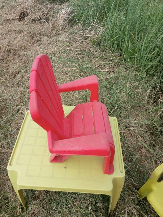 Krzesełko dziecięce