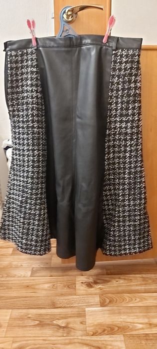 Теплая модная юбка