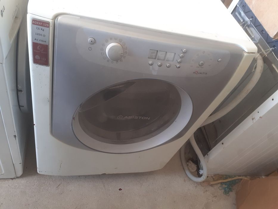 Maquina de lavar roupa ariston aqualtis