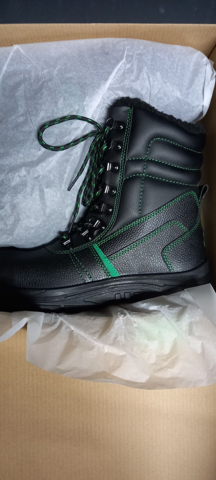 Buty robocze zimowe