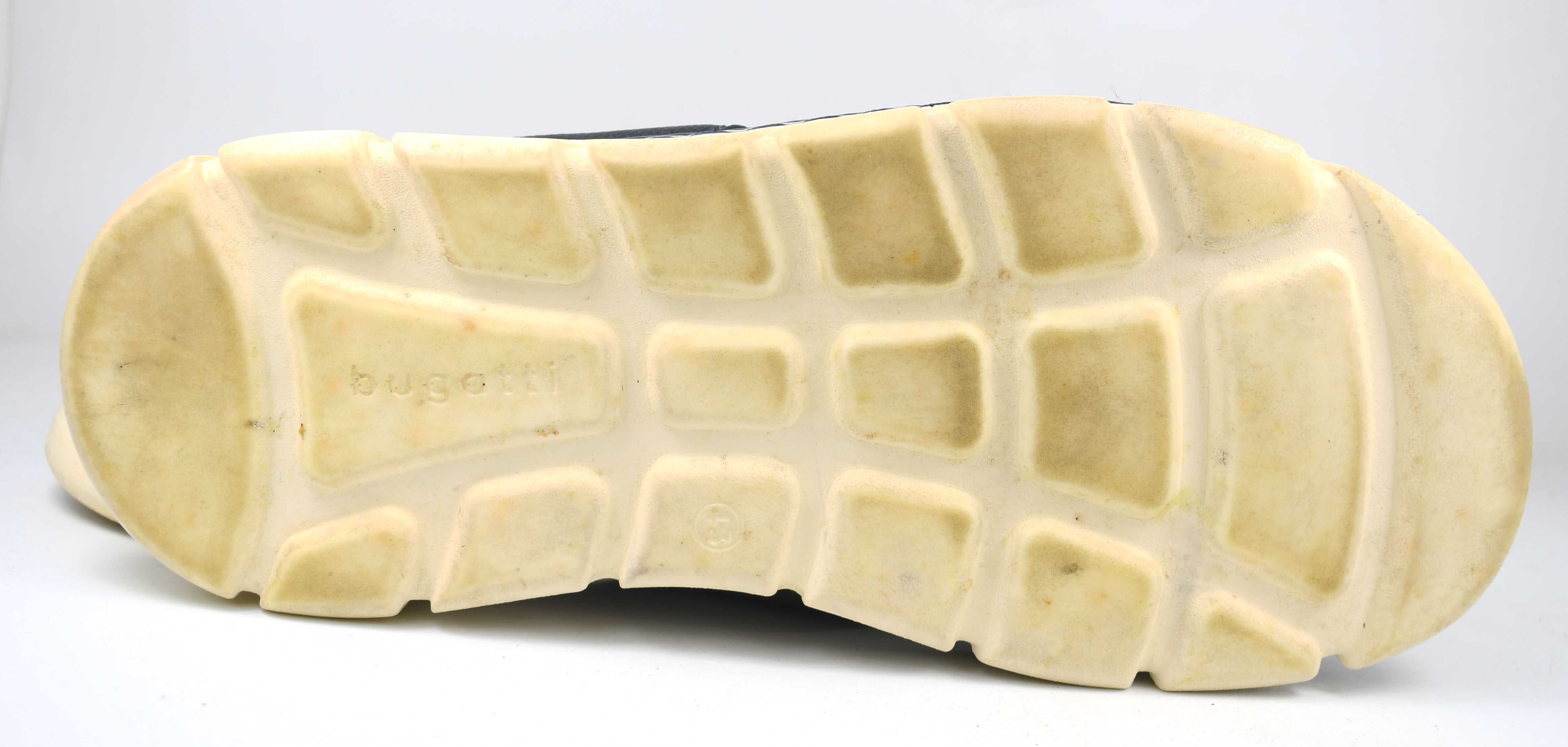 Używane sandały Bugatti roz. 43
