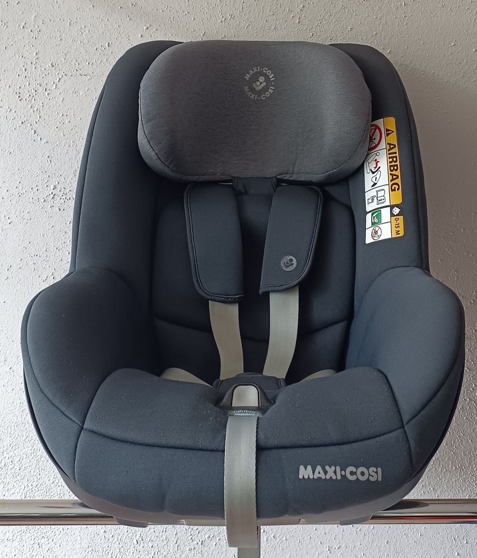 Fotelik samochodowy firmy Maxi Cosi Pearl Smart 9-18 kg Grey