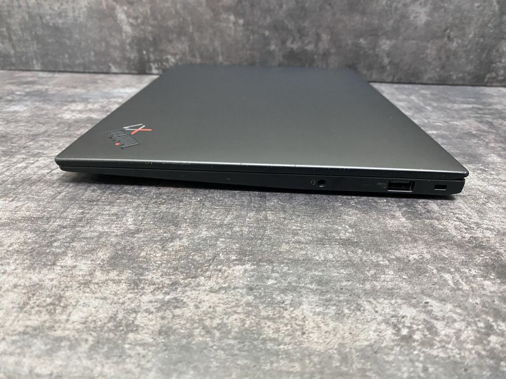 Lenovo ThinkPad X1 Carbon 9 Gen i5-1145G7 16Gb 256Gb 14” IPS FHD+