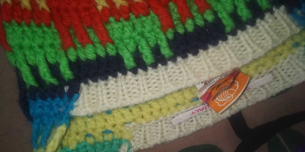 Czapka kolorowa orientalna włena Włochy Italia