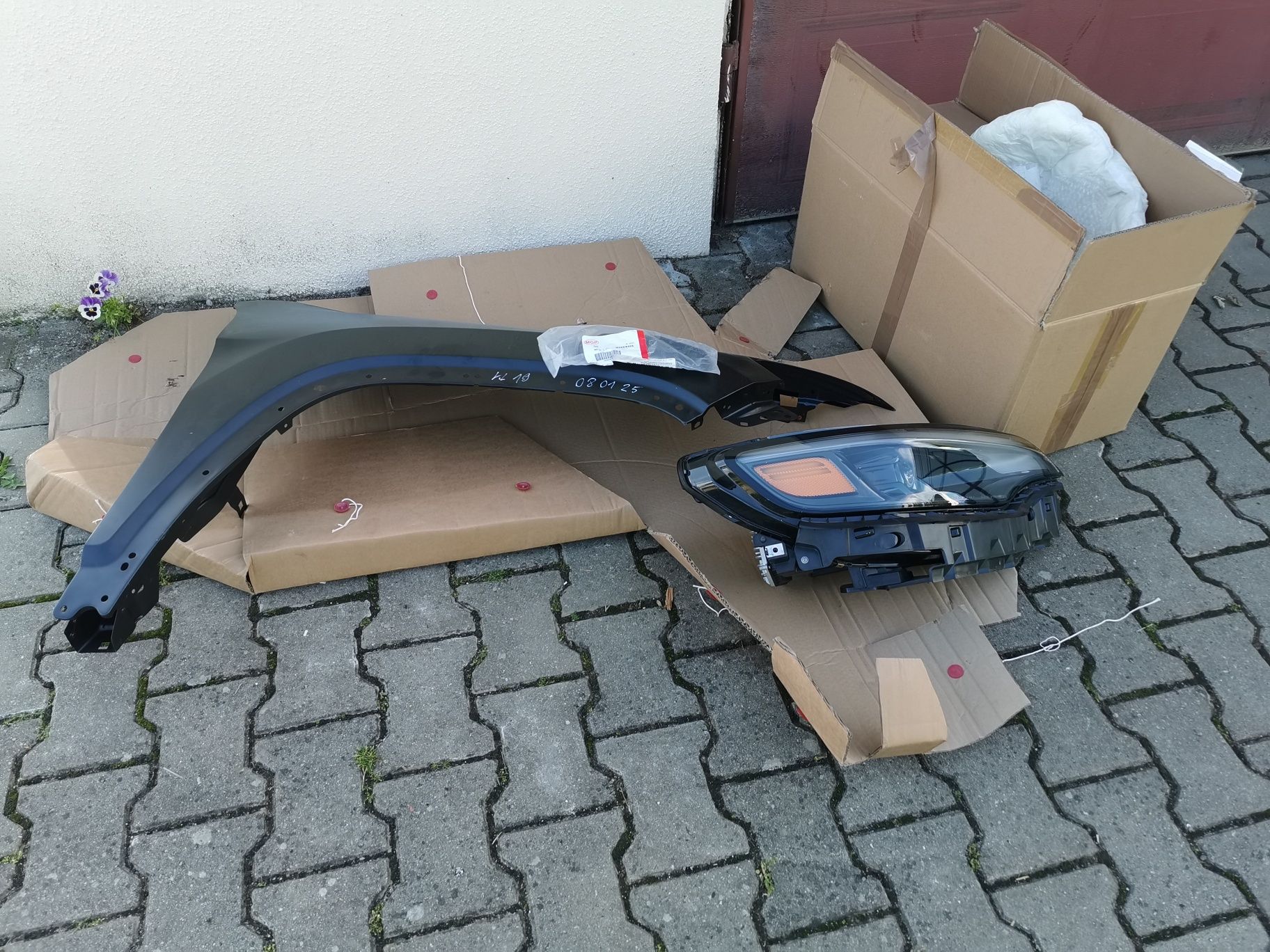 Błotnik lampa prawa przód jeep cherokee kl polift