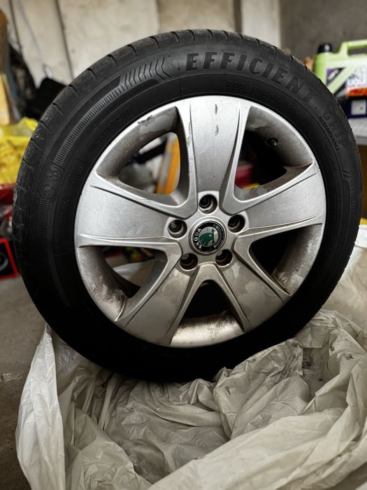 Шини 205/55 r16 диски skoda 5x112 r16