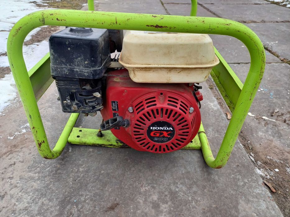 Генератор бензиновий електростанція ХОНДА