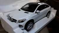 Модель мерседес масштаб 1:18 GLA GLE GLK GL