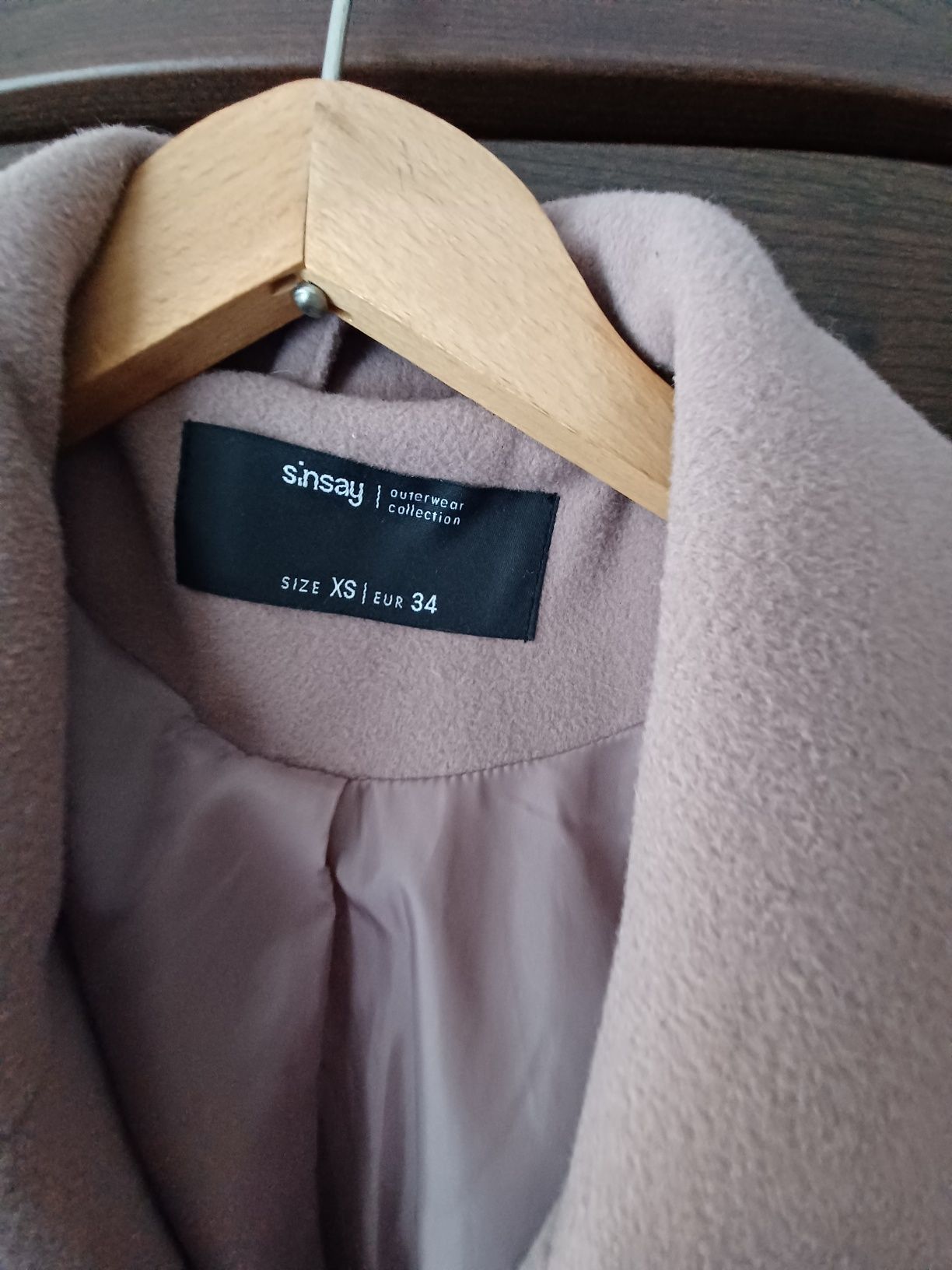 Piękny płaszcz oversize Sinsay