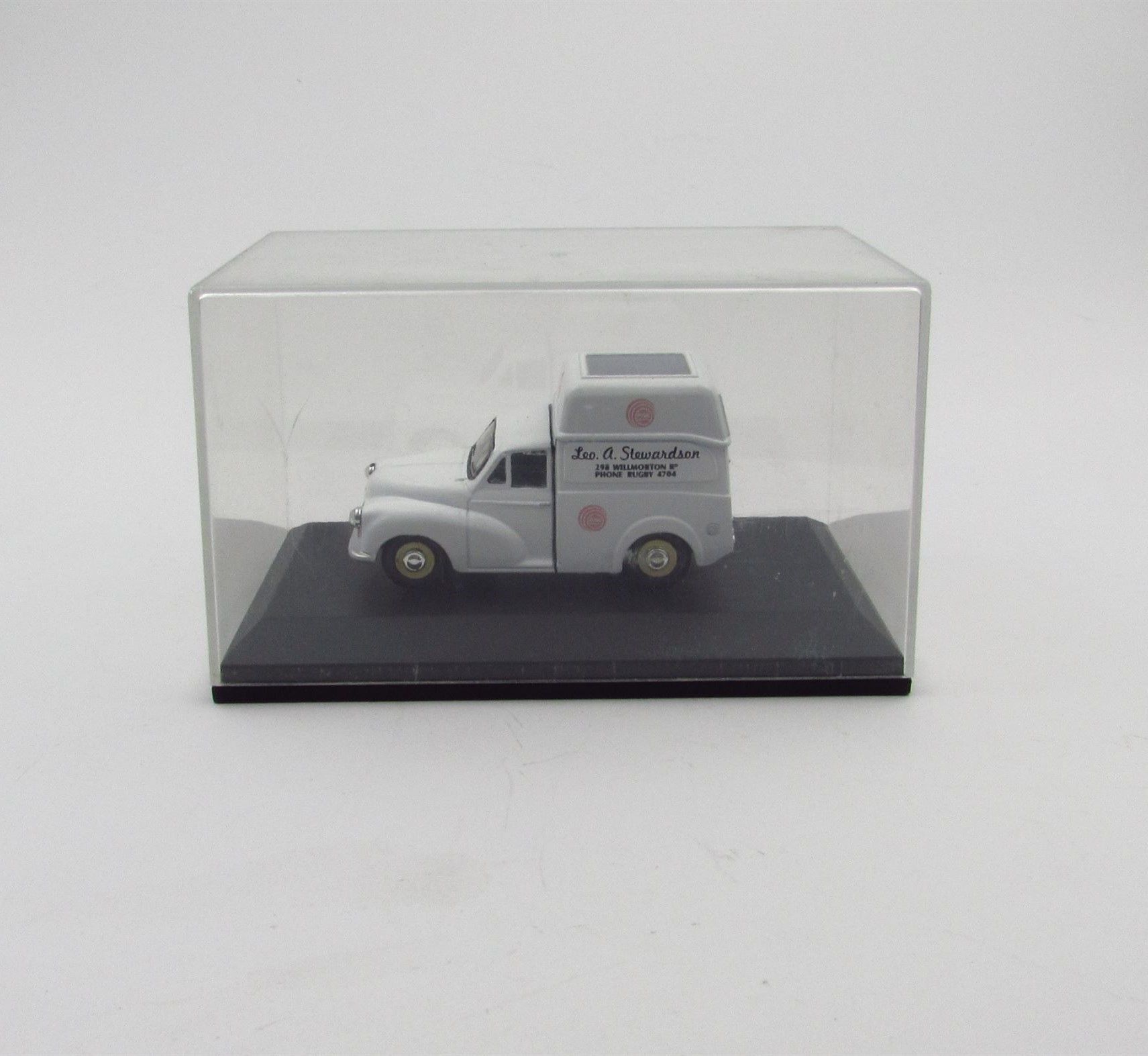 OXFORD DIECAST - Morris Minor High Top Van Leo Stewardson - 1:43 Model