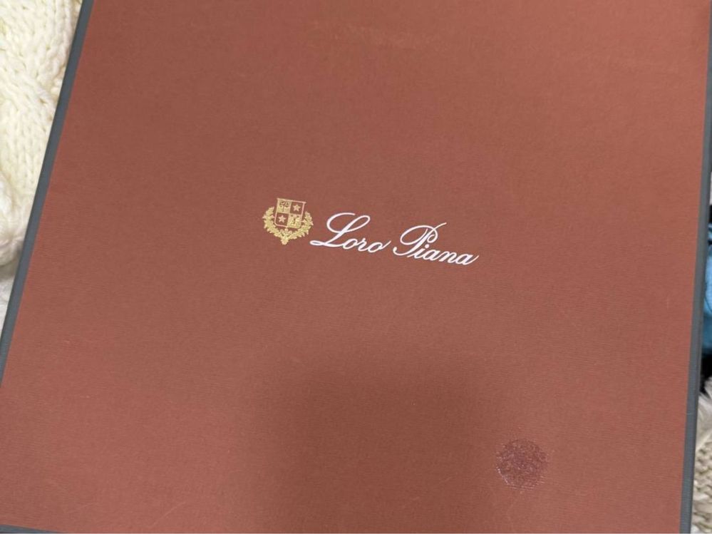 Продам шарф loro piana