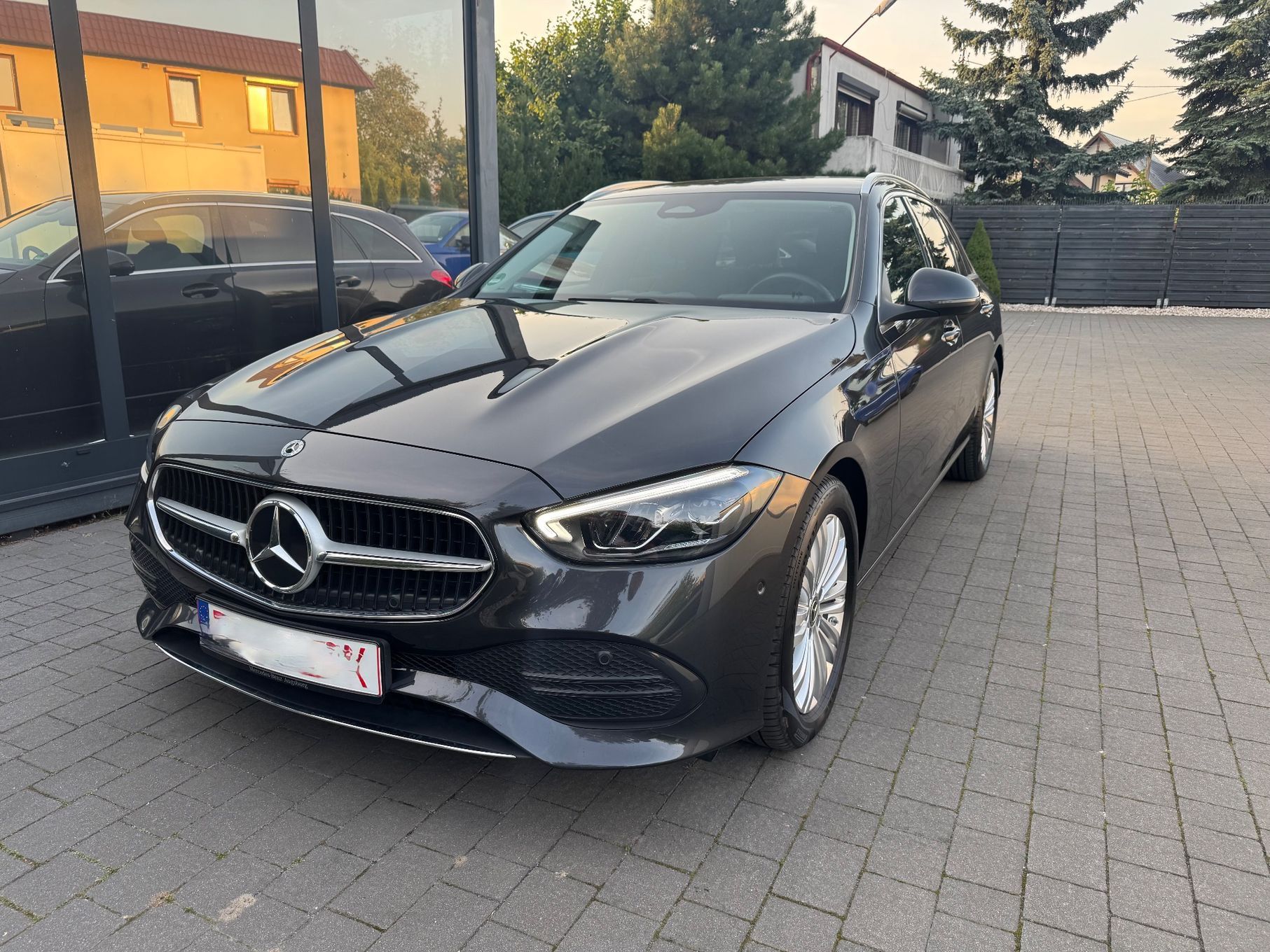 Mercedes-Benz Klasa C 220d 200km automat bogate wyposażenie z Niemiec opłacony lekko uszkodz