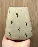 Ceramiczny kominek roslinne przestrzenie