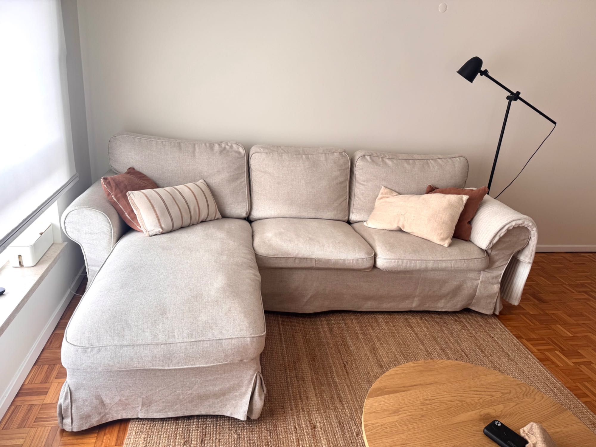 Sofá EKTORP IKEA com chaise longue
